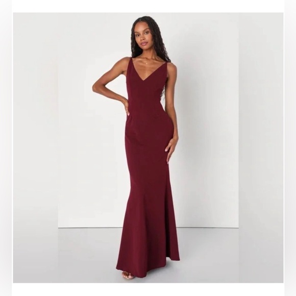 Lulus Burgundy Maxi Dress XS NWTS - Picture 3 of 16